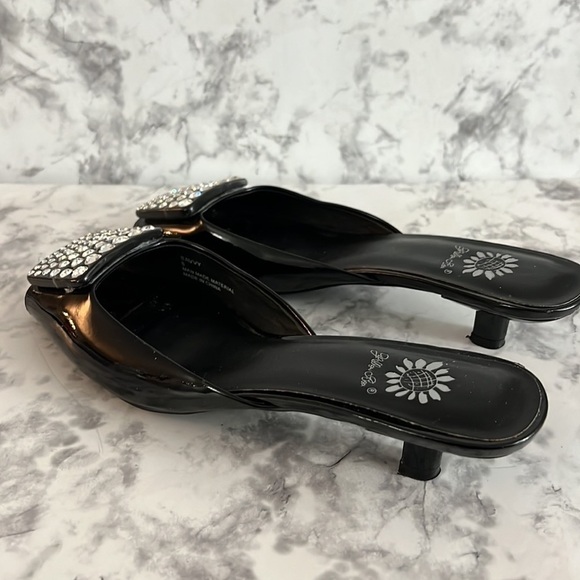 Yelllow Box Black Shiny Rhinestone Slip On Shoes size 6 - Picture 8 of 12